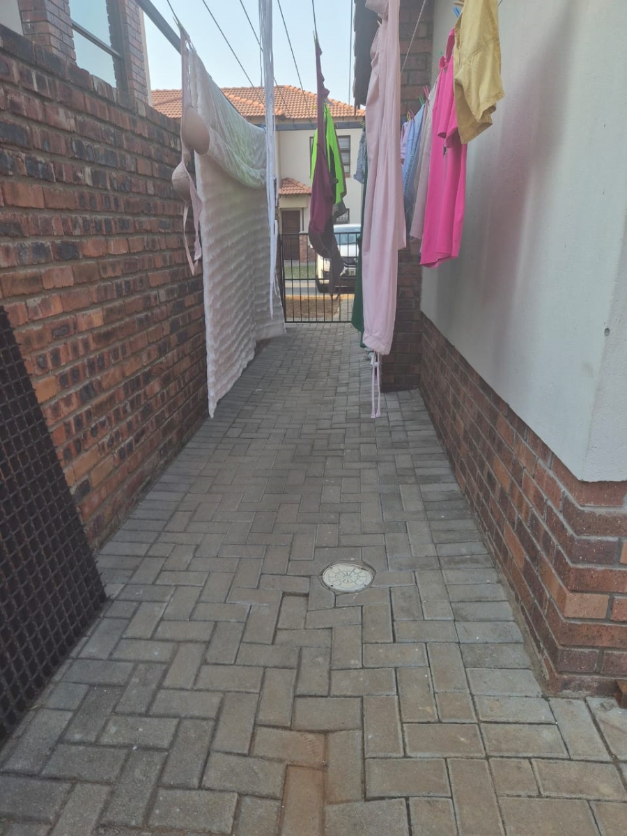 3 Bedroom Property for Sale in Waterval East North West